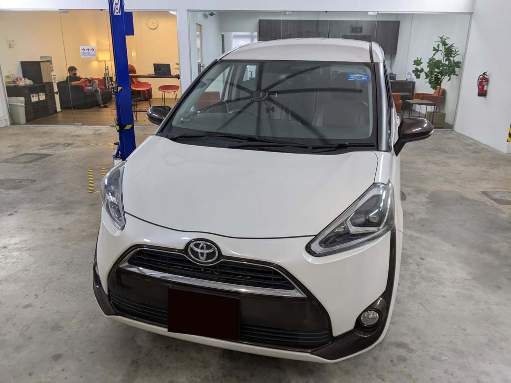Toyota Sienta 1.5X CVT