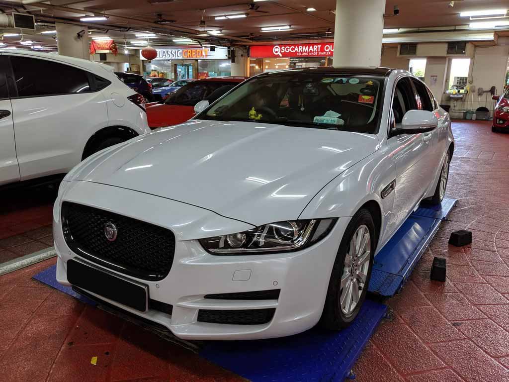 Jaguar Xe 2.0 I4D Tss
