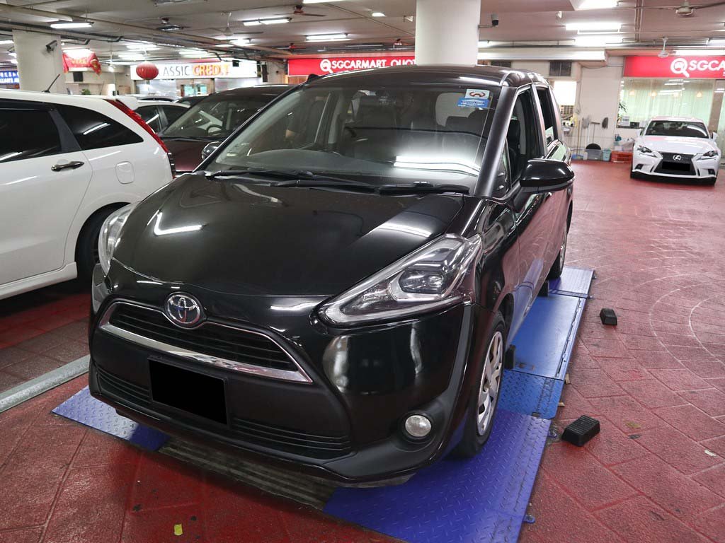 Toyota Sienta 1.5G A