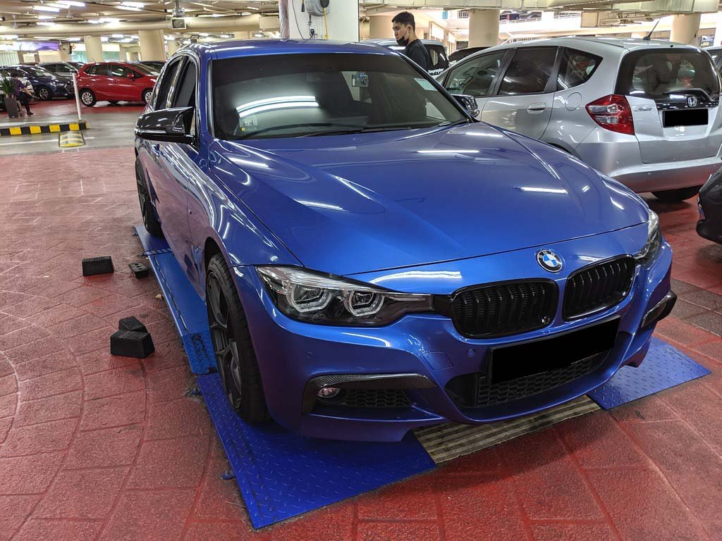 BMW 318I Edition Mspt NAV Fog Light