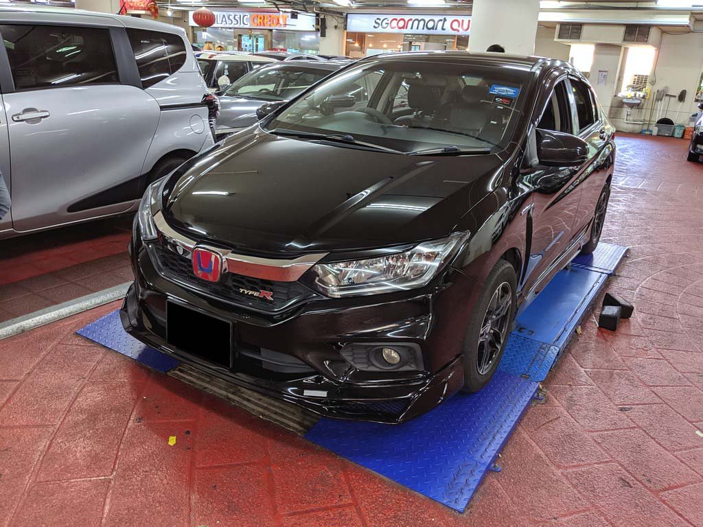 Honda Grace 1.5DX Auto (Hybrid)