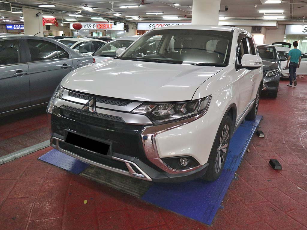 Mitsubishi Outlander 2.0 CVT