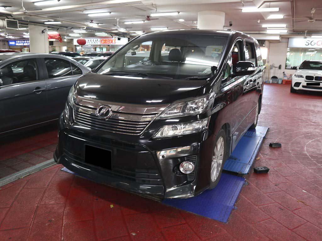 Toyota Vellfire 2.4Z A