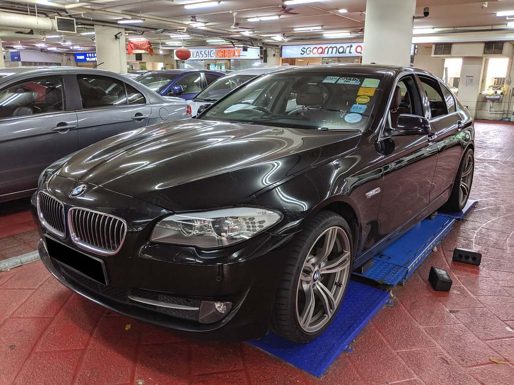 BMW 520I A