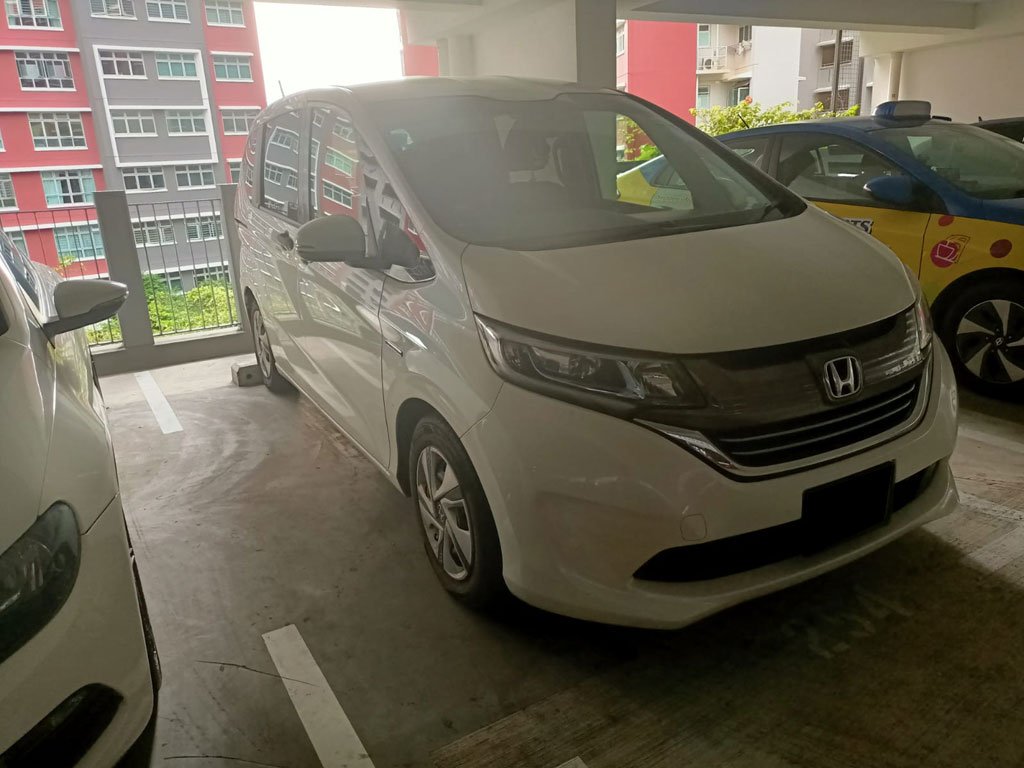 Honda Freed Hybrid 1.5g Auto (Hybrid)