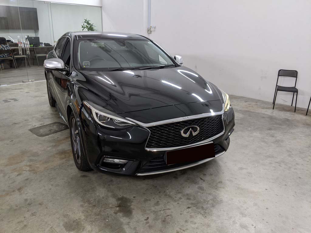 Infiniti Q30 1.5D Premium DCT