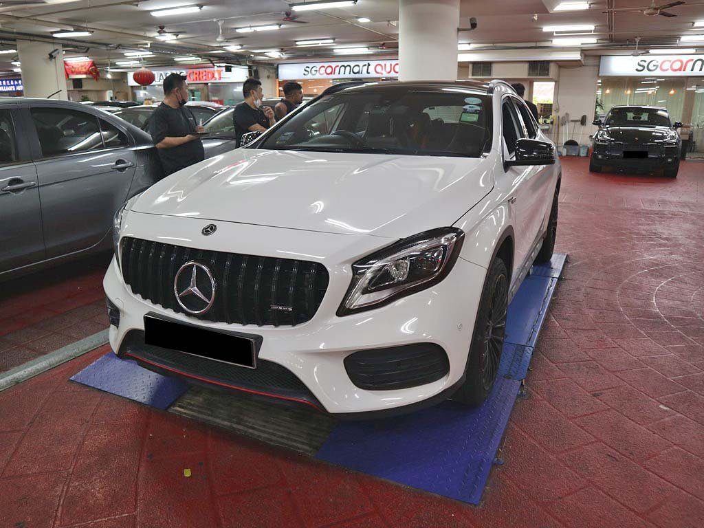 Mercedes Benz GLA180 Urban (R18 Led)