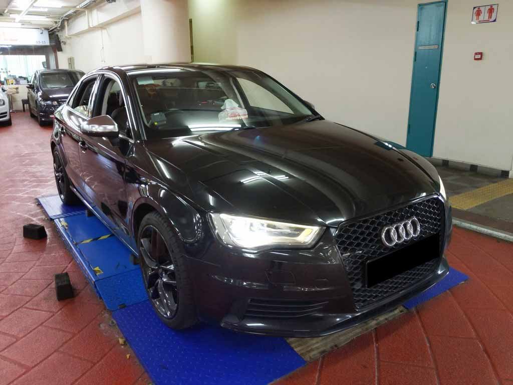 Audi A3 Sedan 1.4 TFSI (Attraction)