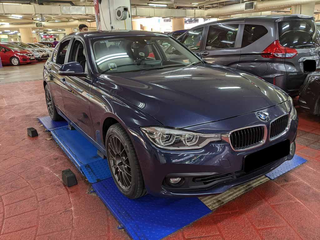 BMW 318I Sedan Led