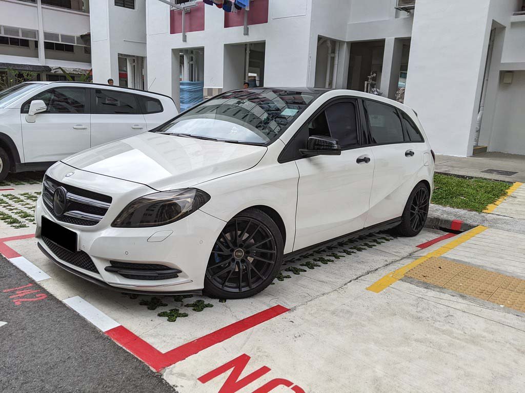 Mercedes Benz B180 (R16 BI)