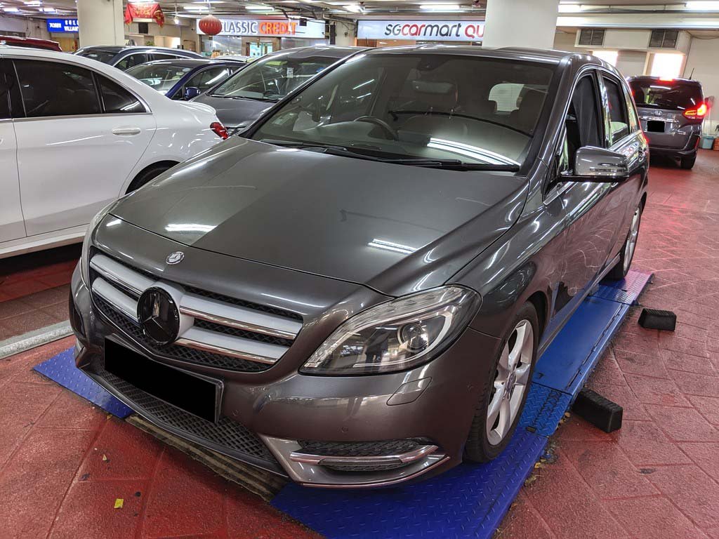 Mercedes Benz B 200 AT