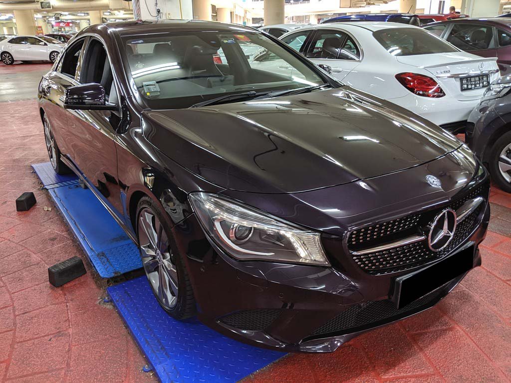 Mercedes Benz CLA180 (R18 BI)
