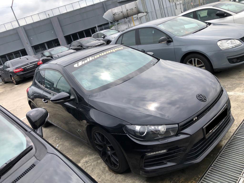 Volkswagen Scirocco 2.0l A (COE Till 04/2029)