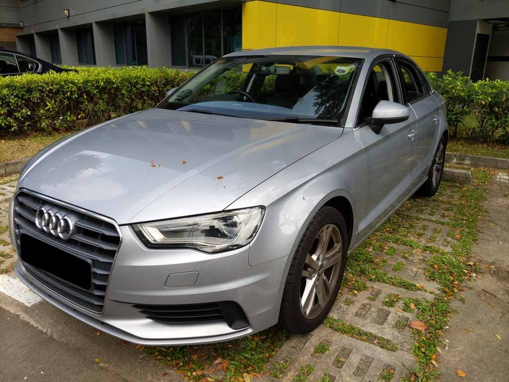 Audi A3 Sedan 1.4 TFSI (Attraction)