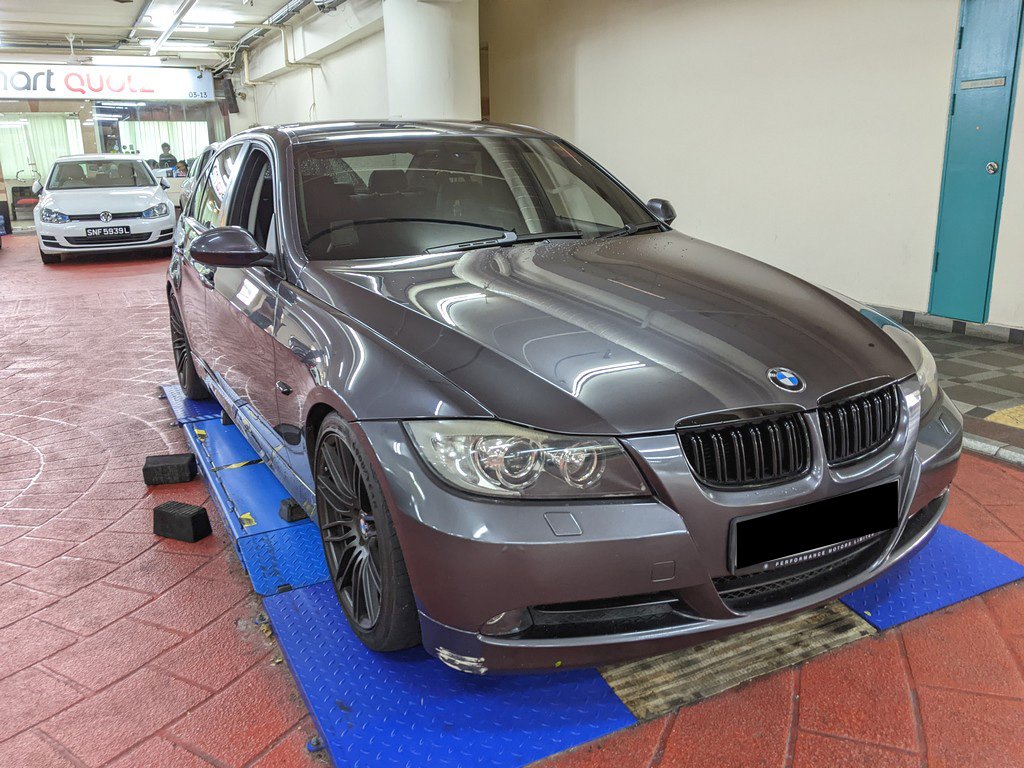 BMW 320i Auto Xenon Headlamp (COE Till 05/2028)