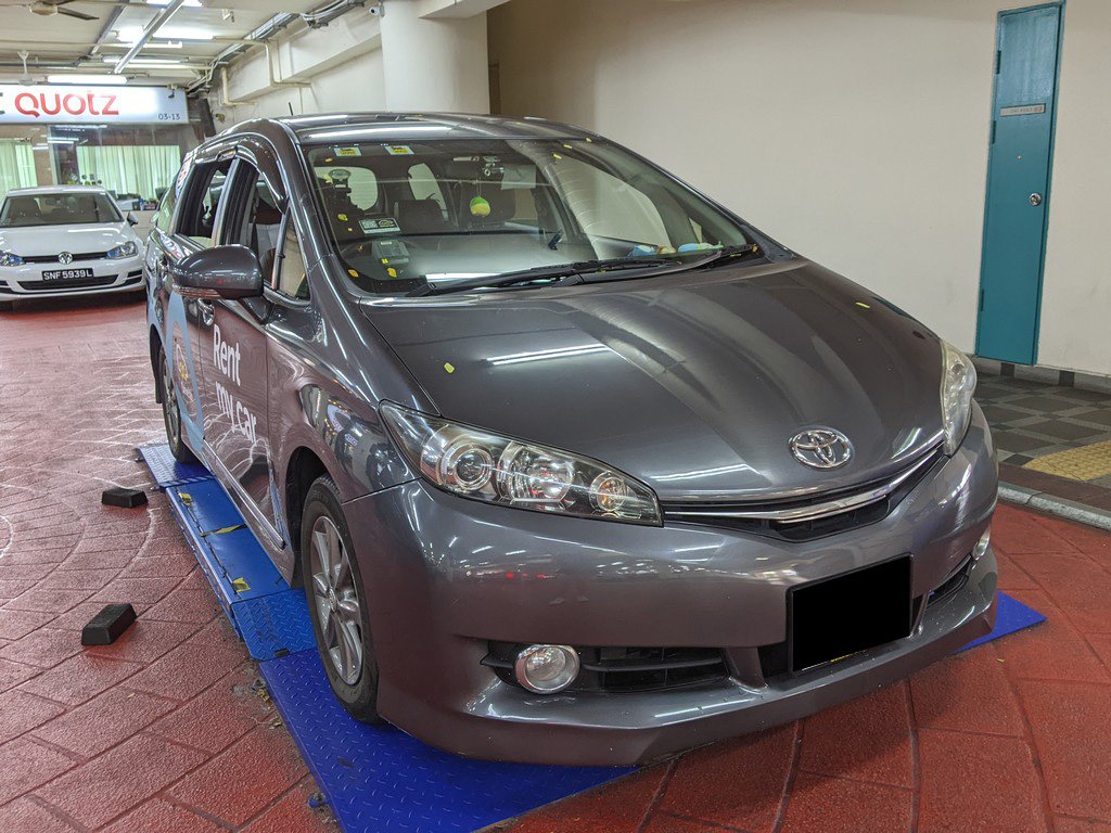 Toyota Wish 1.8A Cvt