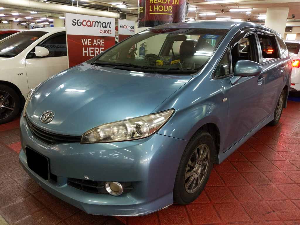 Toyota Wish 2.0 Auto (COE Till 11/2029)