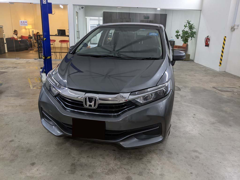 Honda Shuttle Hybrid 1.5 Auto (Hybrid)