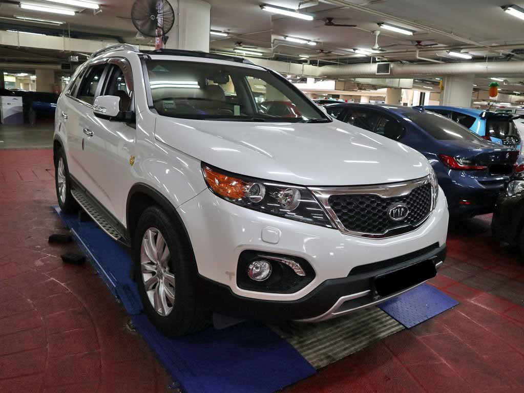 Kia Sorento 2.4 At Sunroof (COE Till 08/2030)