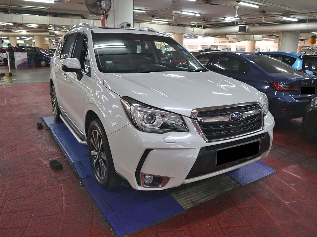 Subaru Forester 2.0XT CVT Sunroof