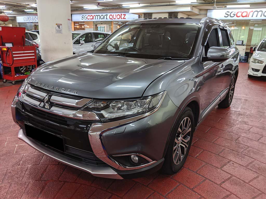 Mitsubishi Outlander 2.4 CVT Sunroof Facelift
