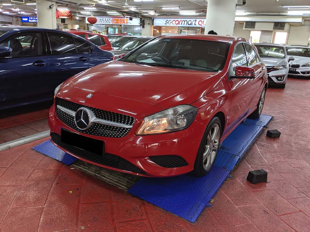 Mercedes Benz A180 (R17)