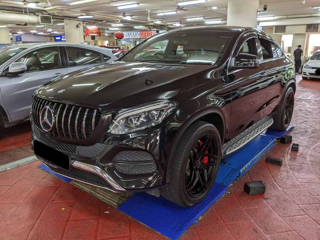 Mercedes Benz GLE400 4matic (R20 LED)