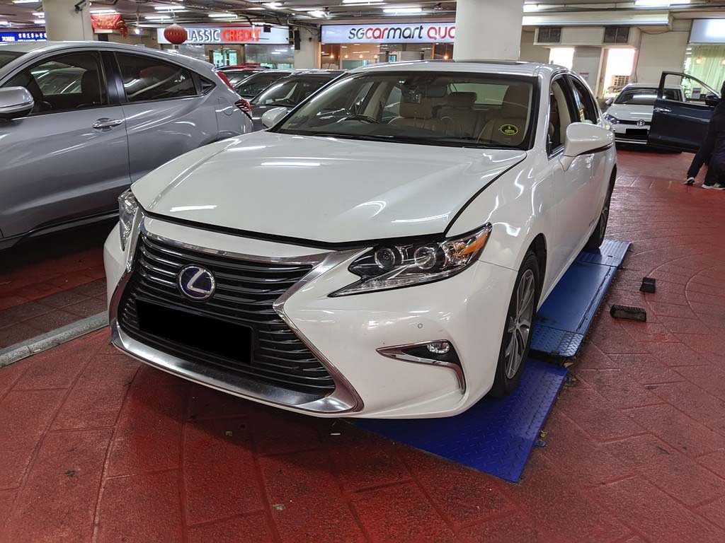 Lexus ES300H Luxury CVT Sunroof (Hybrid)