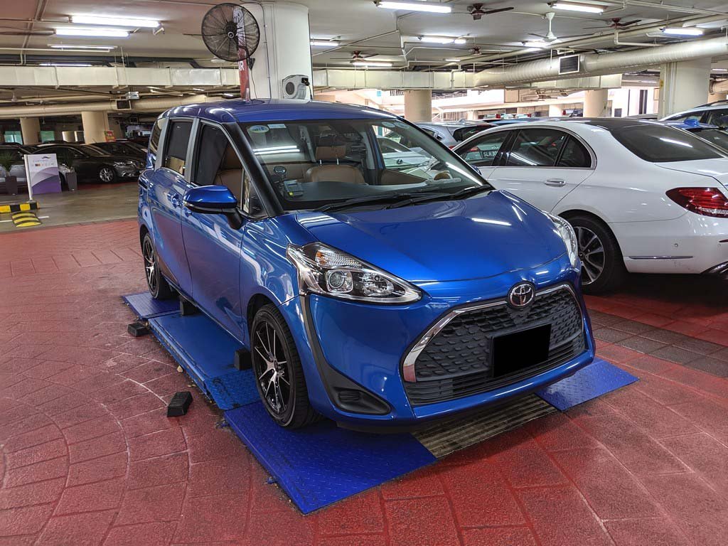 Toyota Sienta 7 Seater 1.5G CVT