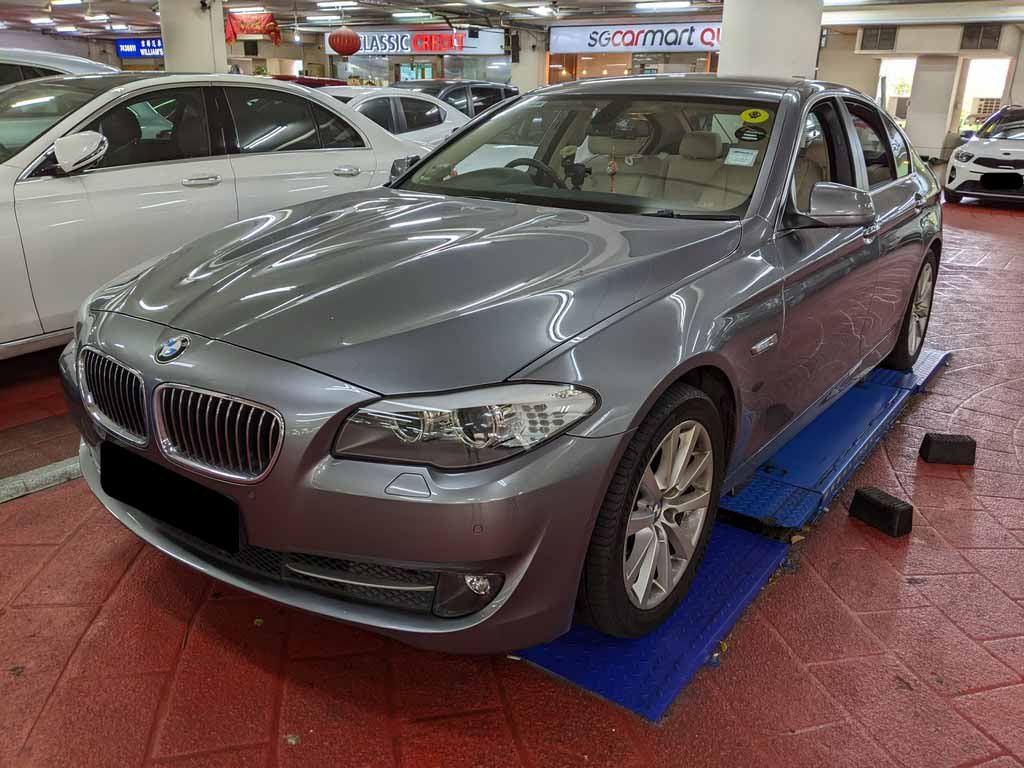BMW 523I 2.5 AT Abs Nav (COE Till 04/2031)