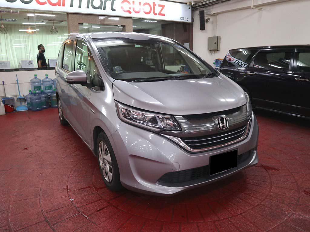 Honda Freed 1.5G Auto (Hybrid)