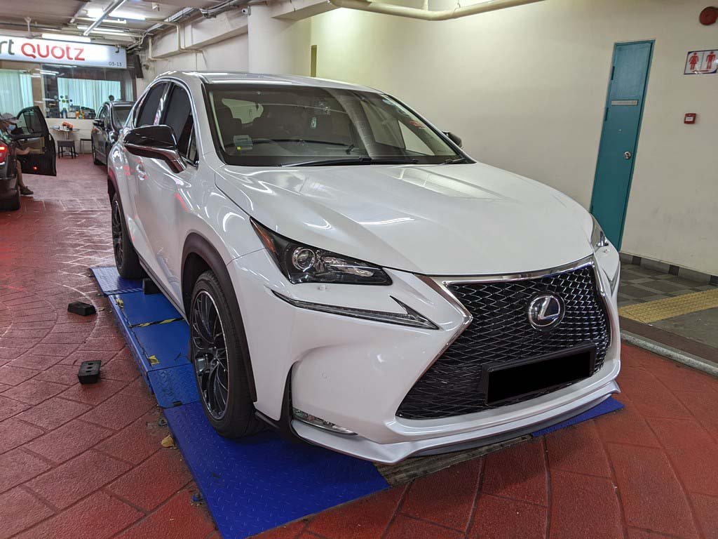 Lexus NX200T Classic