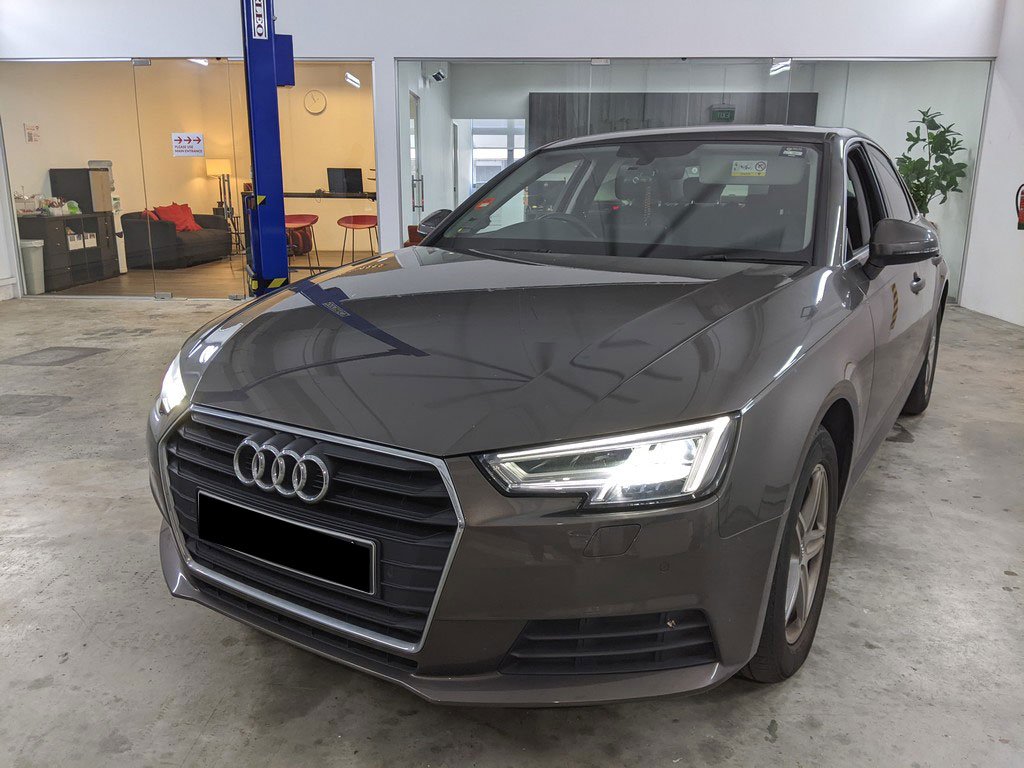 Audi A4 Sedan 2.0 TFSI S Tronic (nav)