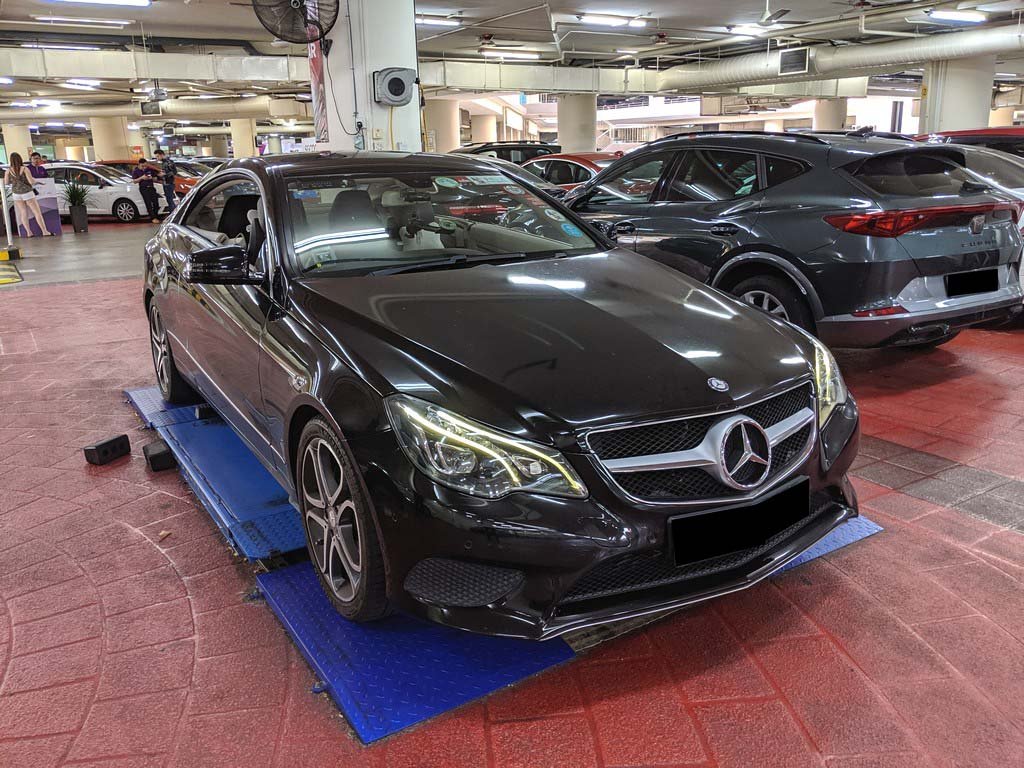 Mercedes Benz E250 Coupe (R18)