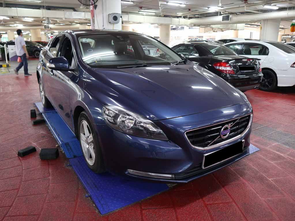 Volvo V40 D2 A
