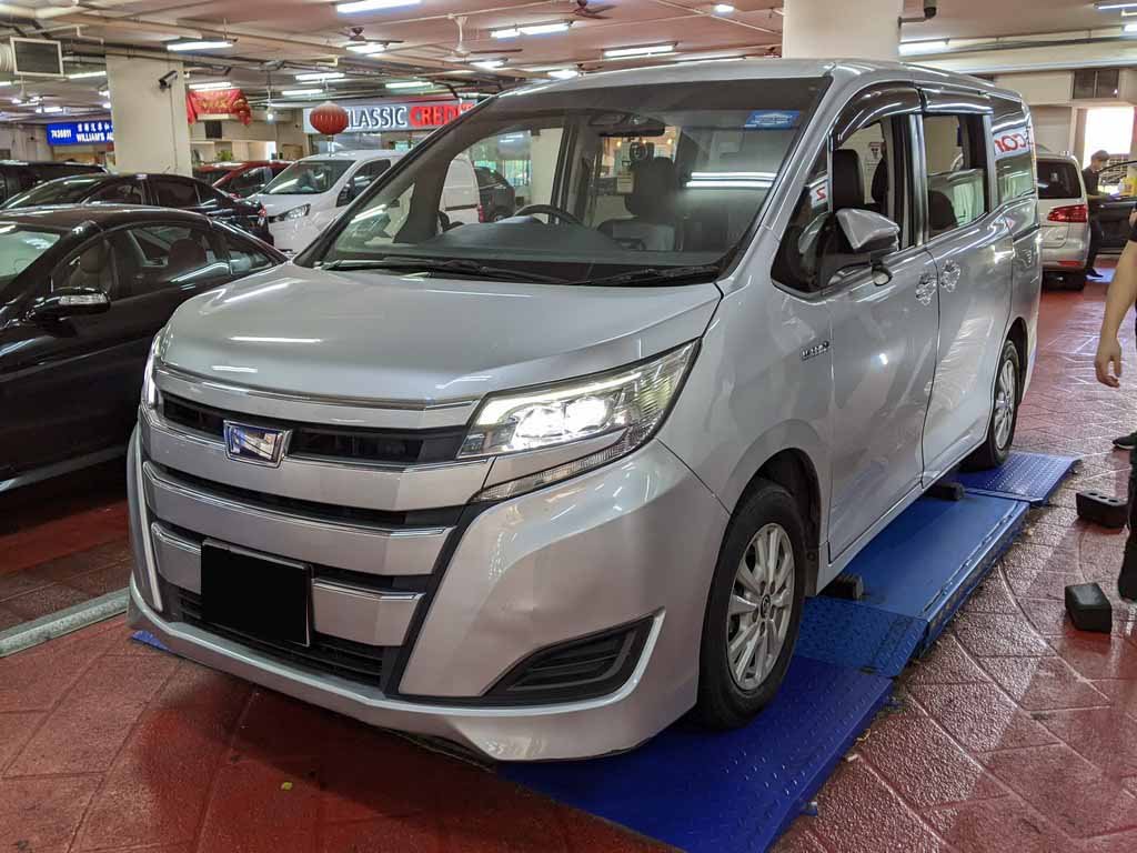 Toyota Noah 1.8x Cvt (Hybrid)