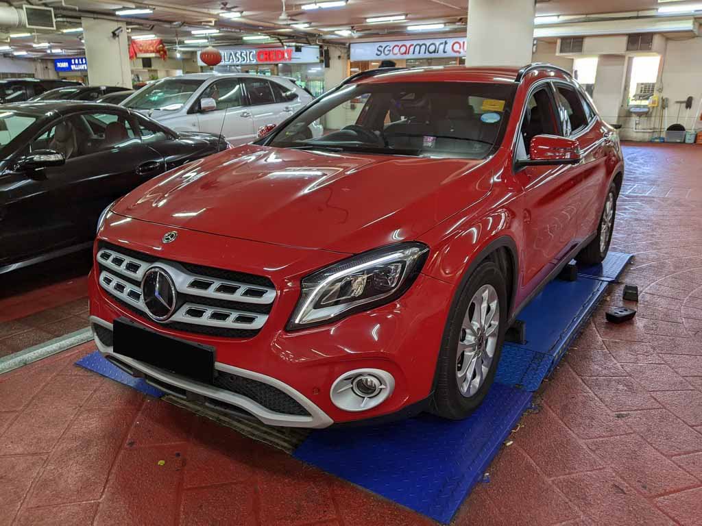 Mercedes Benz GLA180 Auto