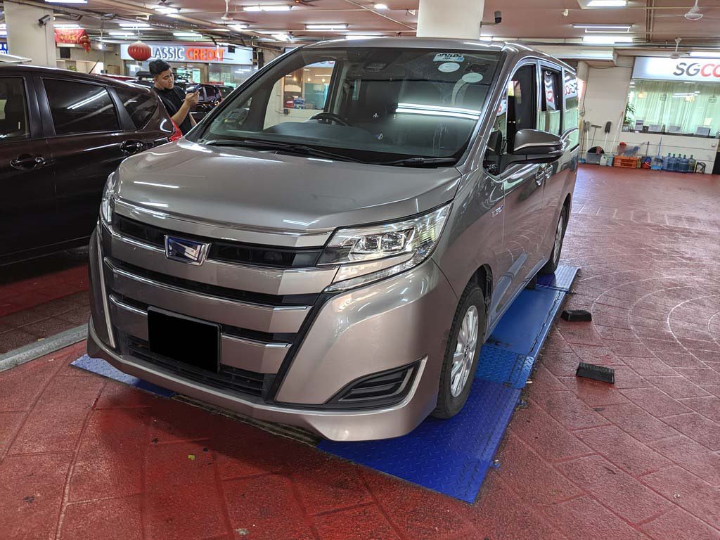 Toyota Noah 7 Seater 1.8X CVT (Hybrid)