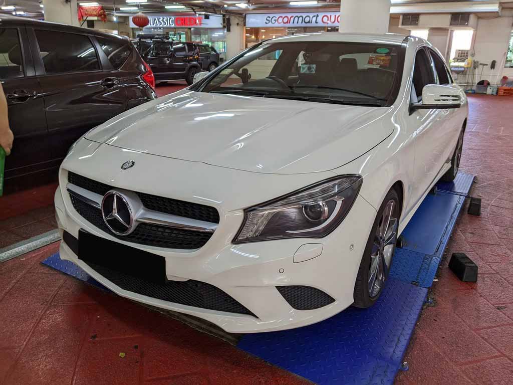 Mercedes Benz CLA180 (R18 BI)