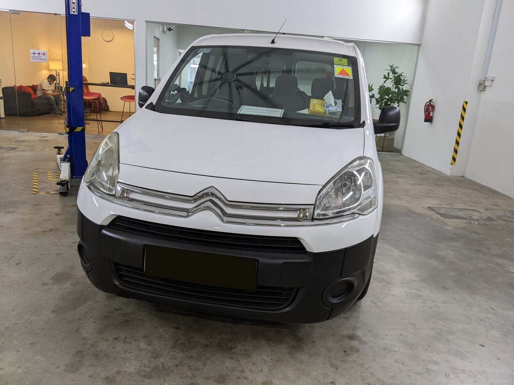 Citroen Berlingo LWB 1.6L Ehdi Etg6