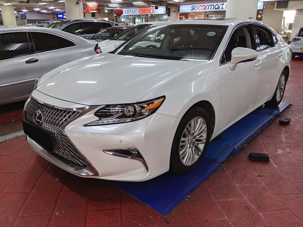 Lexus ES250 A/T Sunroof