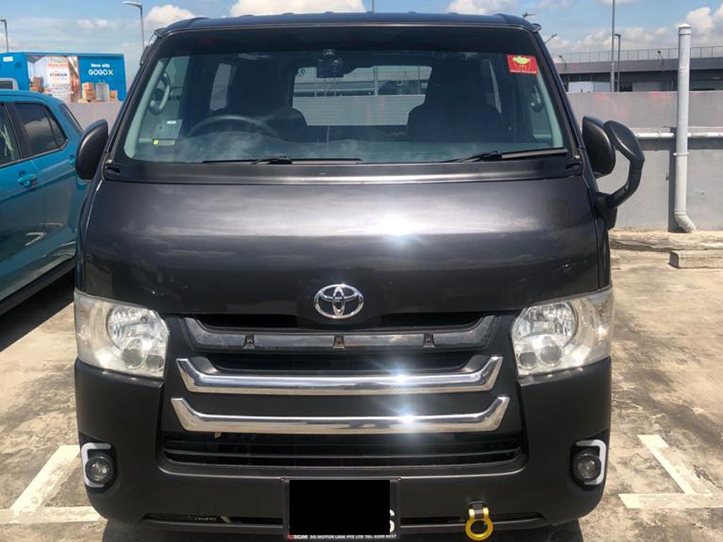 Toyota Hiace 3.0 M