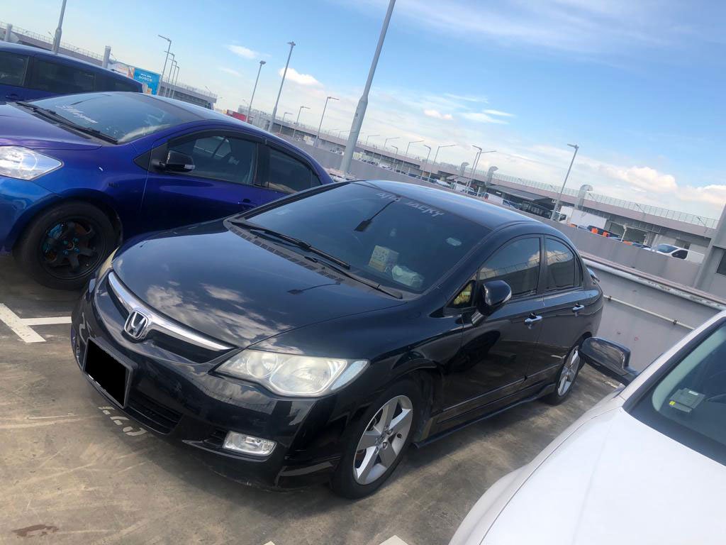 Honda Civic 1.8l A (COE Till 02/2028)