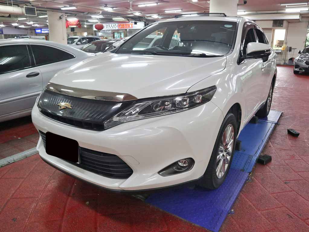 Toyota Harrier 2.0 Premium AT Airbag