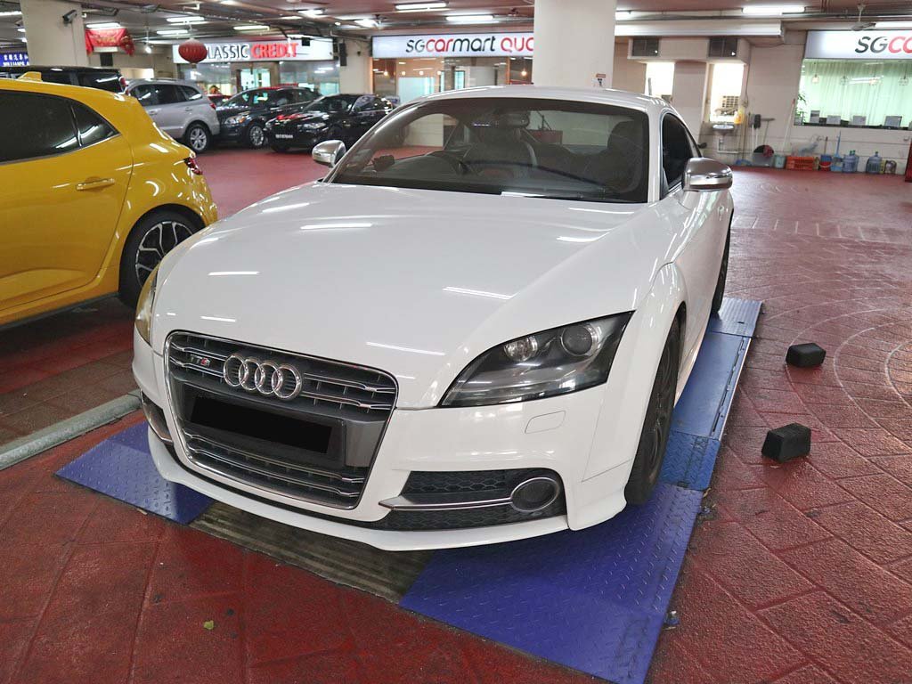 Audi TTS Coupe 2.0 TFSI Quattro (COE Till 09/2031)