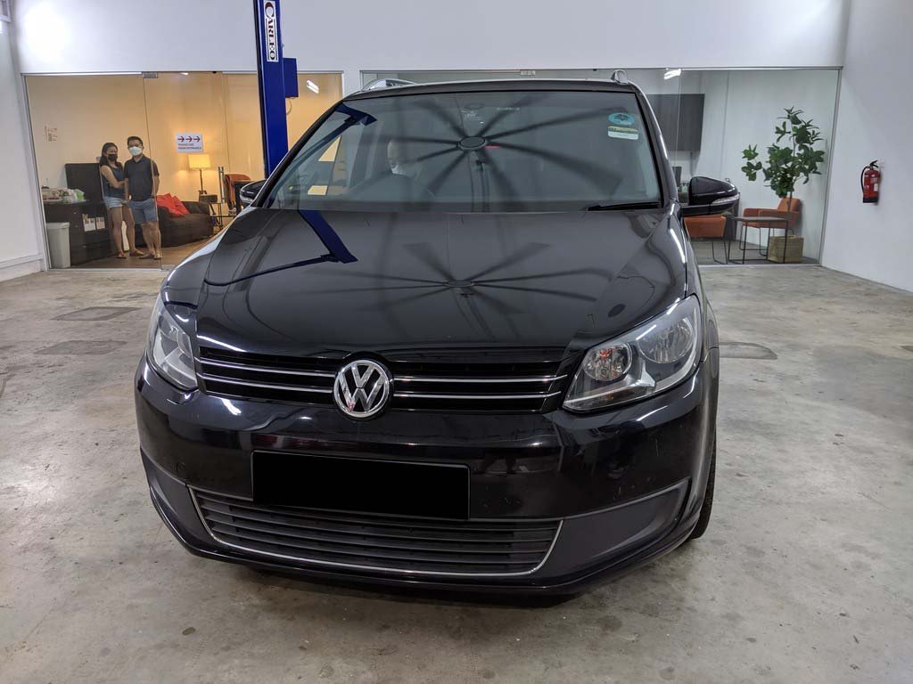 Volkswagen Touran 1.6 Tdi At 1t332z