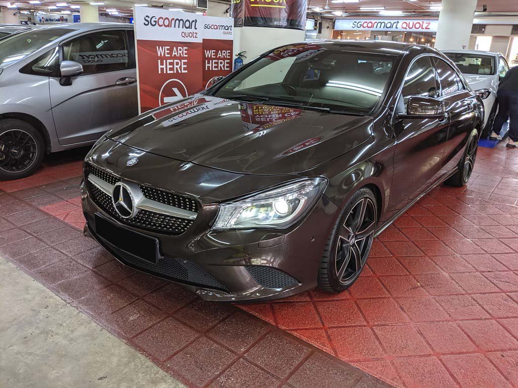 Mercedes Benz CLA180 (R18 BI)