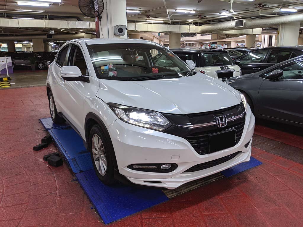 Honda Vezel 1.5X CVT