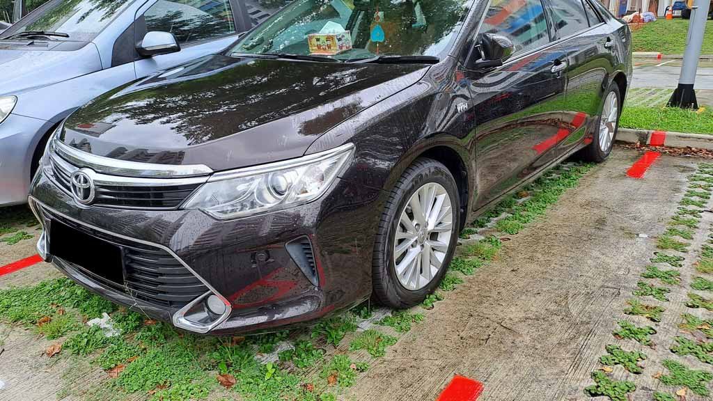 Toyota Camry 2.5 Auto