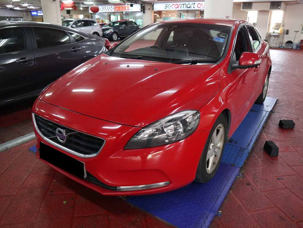 Volvo V40 D2 AT ABS